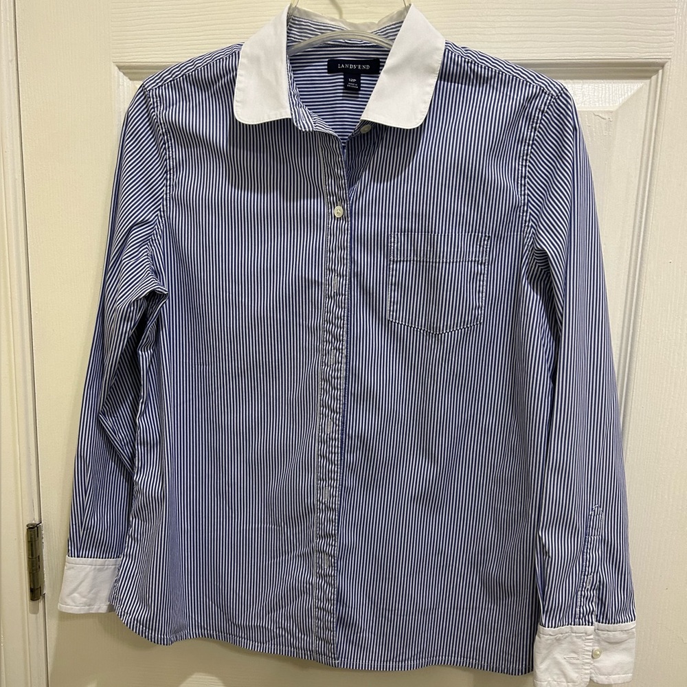 Lands’ end women wrinkle free bottom front long sleeve shirt collar pre-own